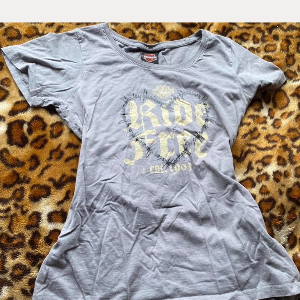 Harley-Davidson Gray Floral Heart Short Sleeve Tee